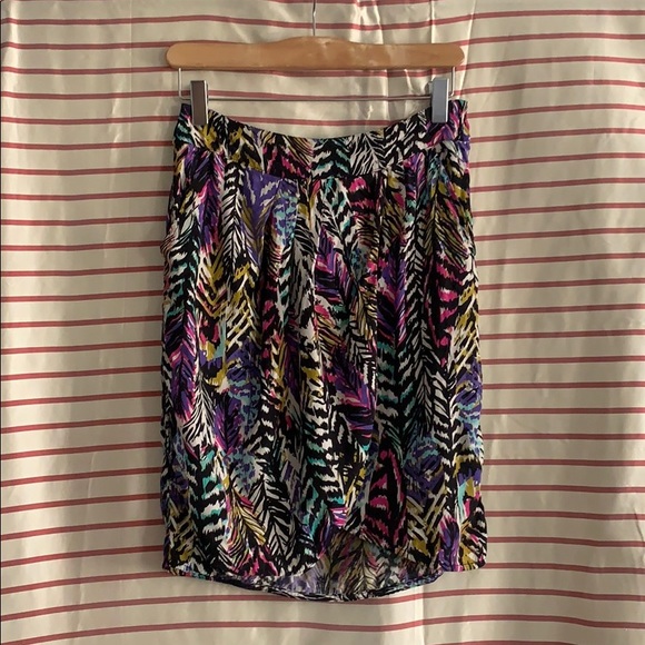 Patterned skirt - Picture 1 of 4